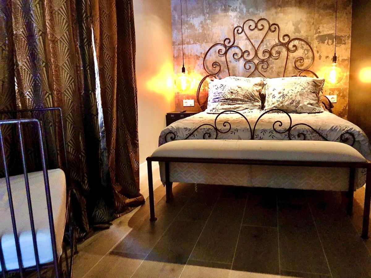 Le Dupe Aparthotel Brissac-Quince Bagian luar foto