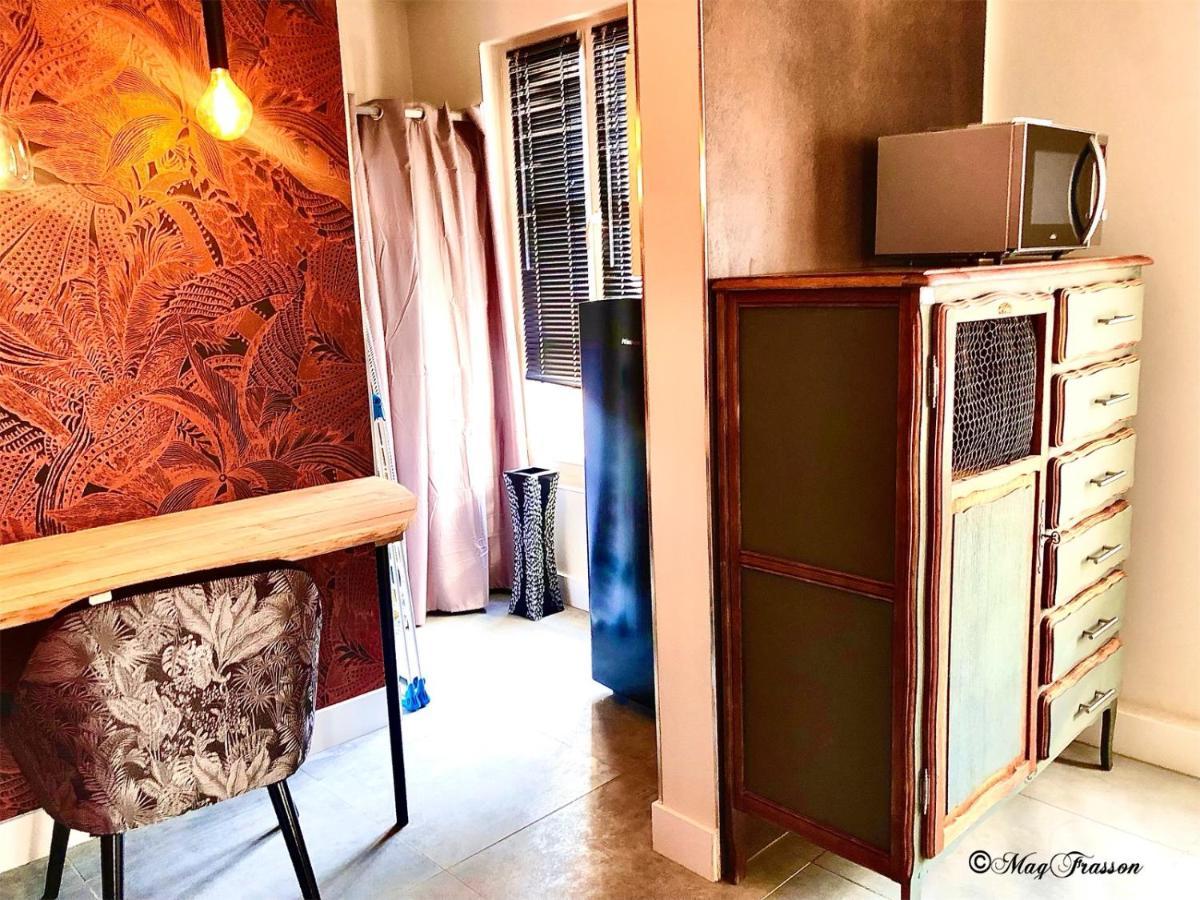 Le Dupe Aparthotel Brissac-Quince Bagian luar foto