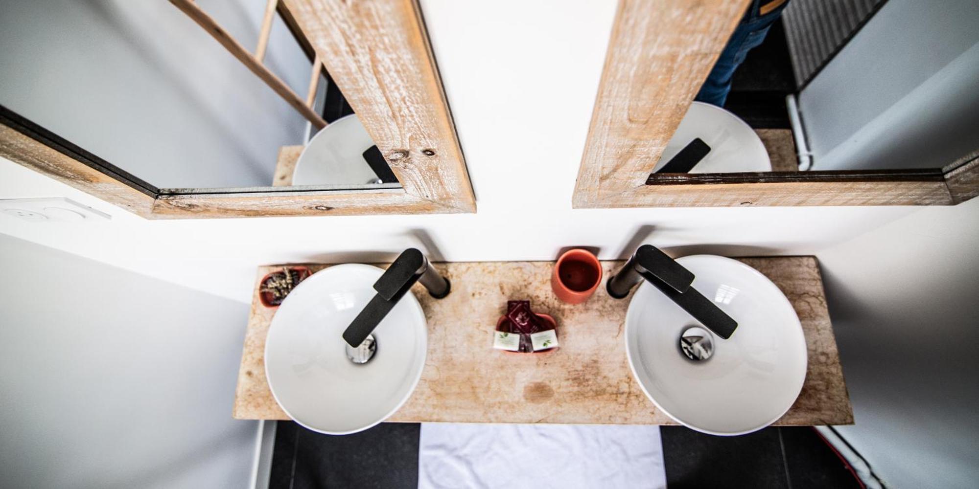 Le Dupe Aparthotel Brissac-Quince Bagian luar foto