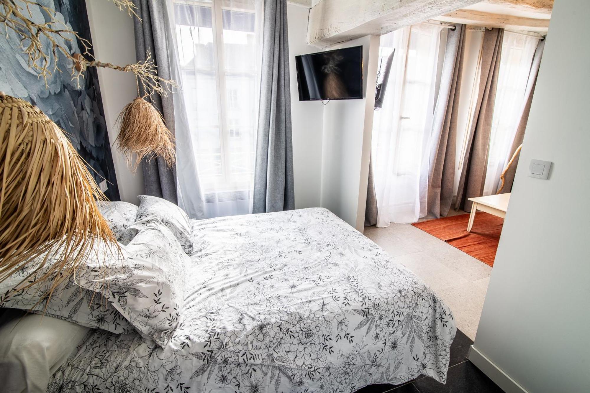 Le Dupe Aparthotel Brissac-Quince Bagian luar foto
